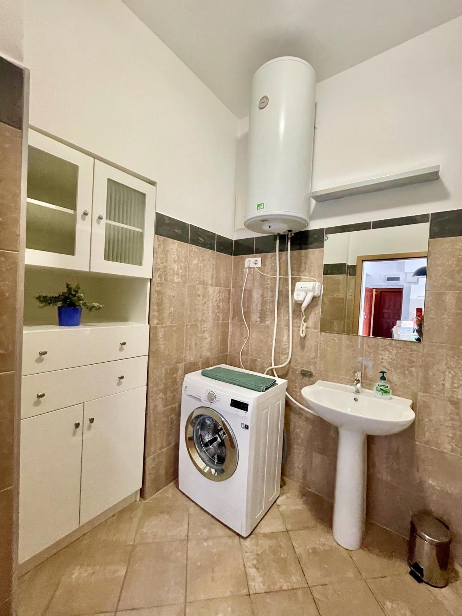 Design # Dob16 #downtown #nightlife Apartmán Budapešť